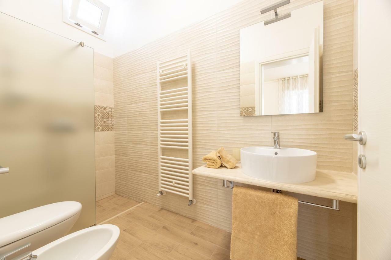 Oro Blu Hotel Torre Suda Ngoại thất bức ảnh