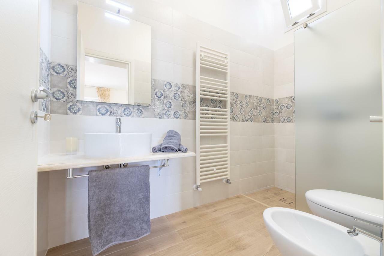 Oro Blu Hotel Torre Suda Ngoại thất bức ảnh