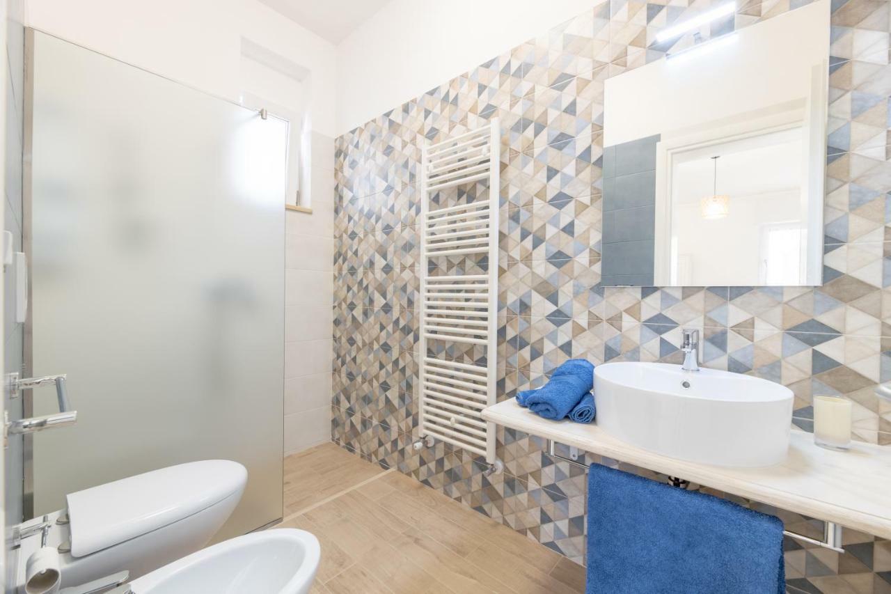 Oro Blu Hotel Torre Suda Ngoại thất bức ảnh